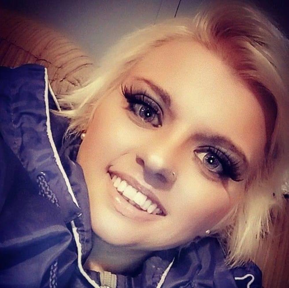 Meet your Posher, Ashley